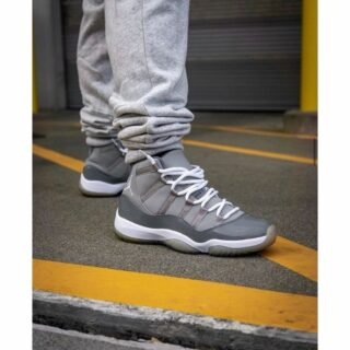 Nike Jordan 11 cool grey