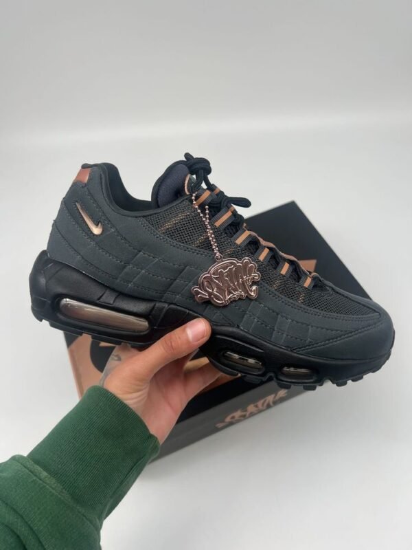 Nike Air Max 95 Essencial Dark Grey Rose Gold