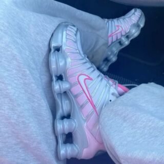 Nike Shox TL Cinza e Rosa